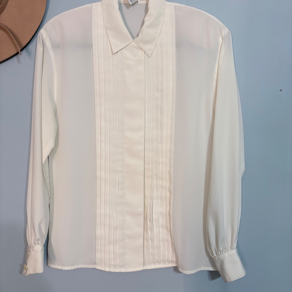 Liz Claiborne Vintage 80s Silk-Like Pleated Tuxedo Blouse Cream Womens 6